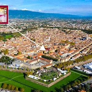 Antica Piazza By Tuscanywego Lucca